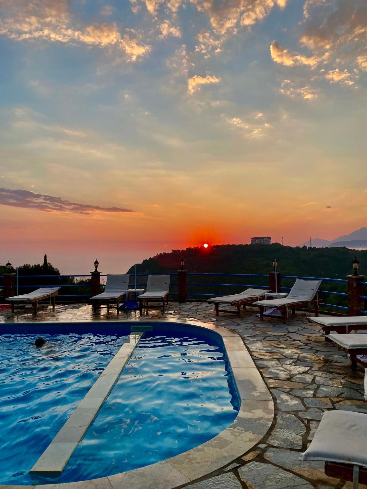 Itaka Summer Rooms Lukova Zewnętrze zdjęcie
