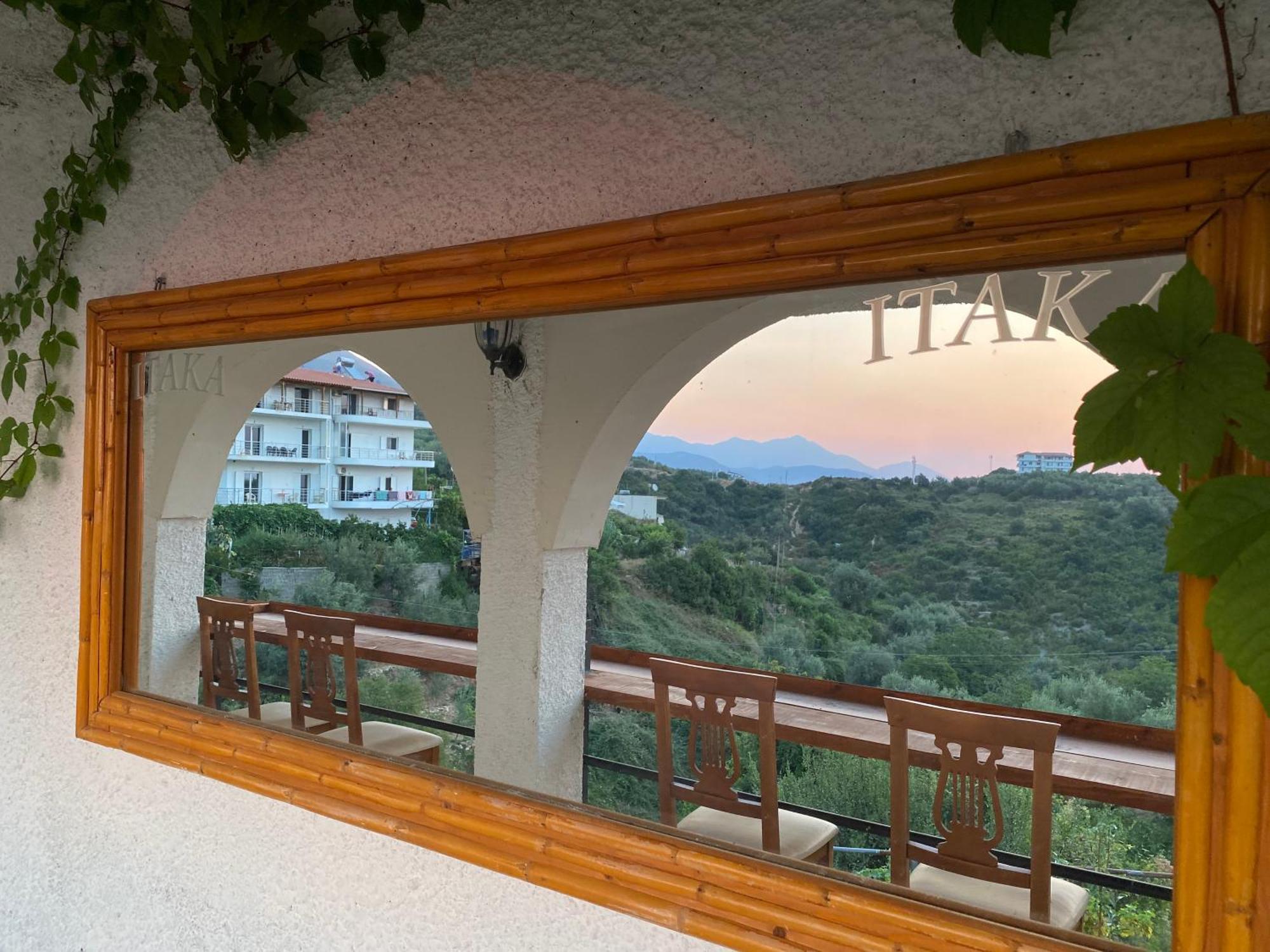 Itaka Summer Rooms Lukova Zewnętrze zdjęcie